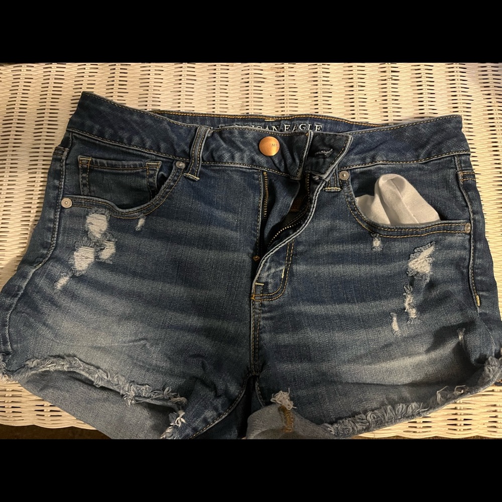 American eagle denim blue jean shorts. Brand new, size 12
